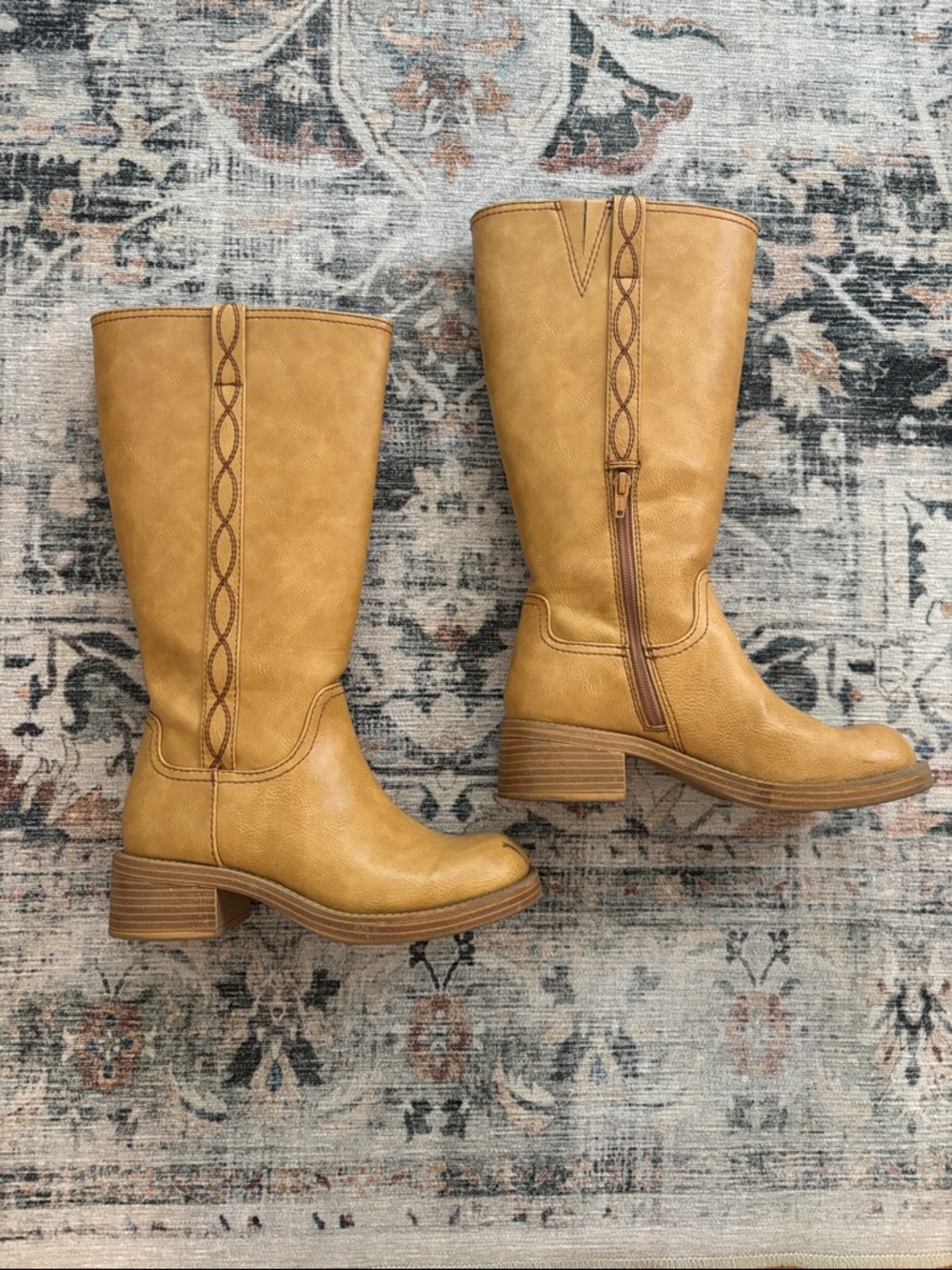Yellow tan boots